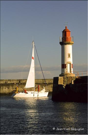 1998 Dufour 30_3.jpg