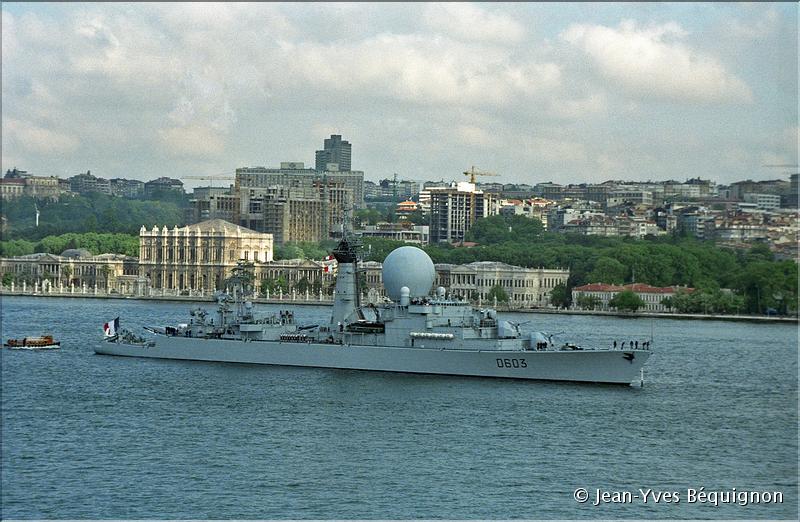 1990_Fregate Duquesne_Istanbul.jpg