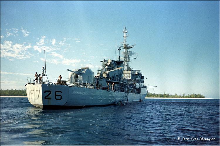 1987_aviso-escorteur Cdt Bory_Glorieuses_5.jpg